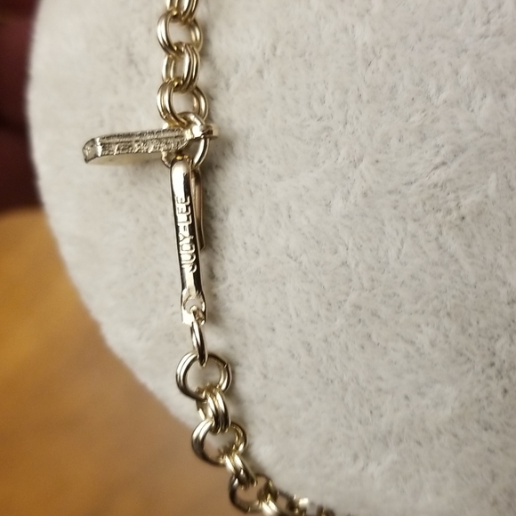 Judy Lee golden necklace with pearly accents - Picture 8 of 8